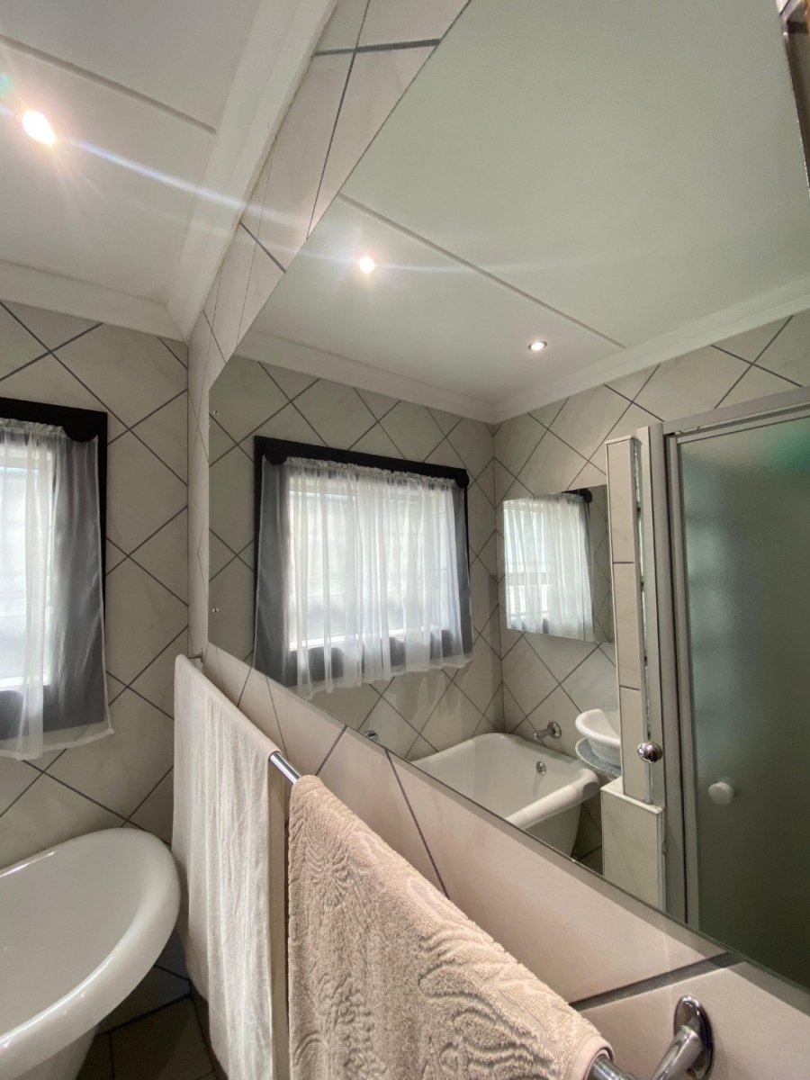 3 Bedroom Property for Sale in Amalinda Eastern Cape